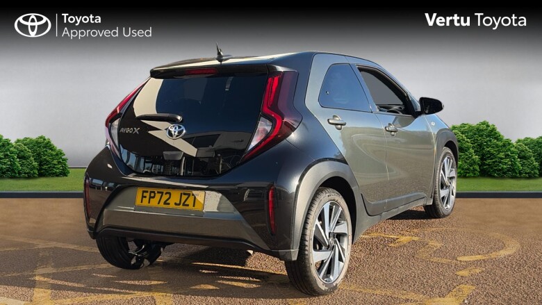 Toyota Aygo X 1.0 VVT-i Edge 5dr Petrol Hatchback